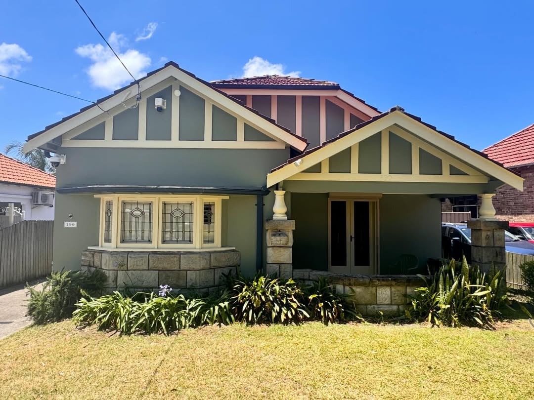 Freshly painted heritage bungalow exterior in Sydney's Eastern Suburbs